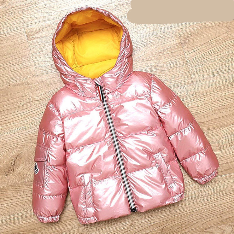 Särava efektiga, kapuutsi ja lukuga laste talvejope - unisex mudel