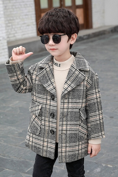 Moodne poistele sobiv nööpidega laste ruuduline mantel