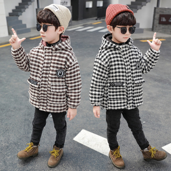 Laste igapäevane ruuduline jakk taskute ja kapuutsiga