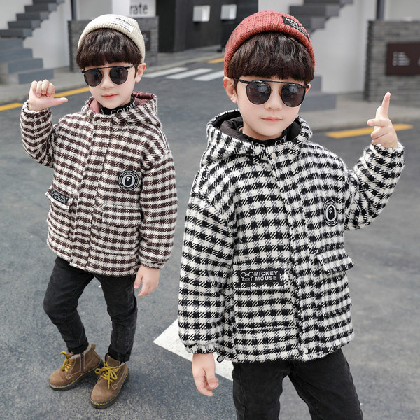 Laste igapäevane ruuduline jakk taskute ja kapuutsiga