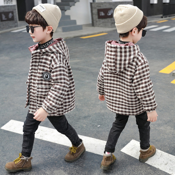 Laste igapäevane ruuduline jakk taskute ja kapuutsiga