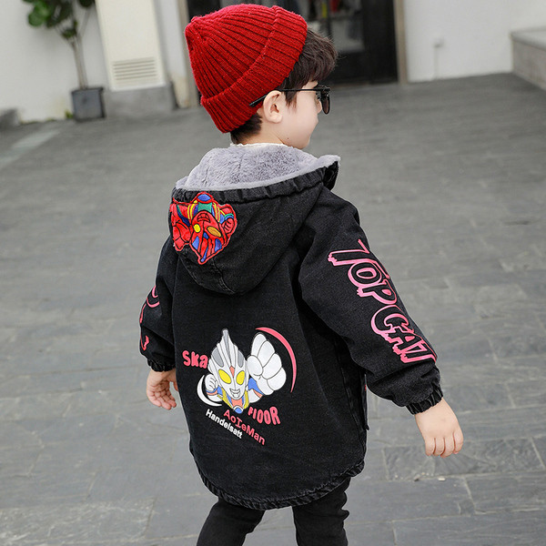 Παιδικό τζιν μπουφάν για αγόρια με κουκούλα και μαλακή φόδρα