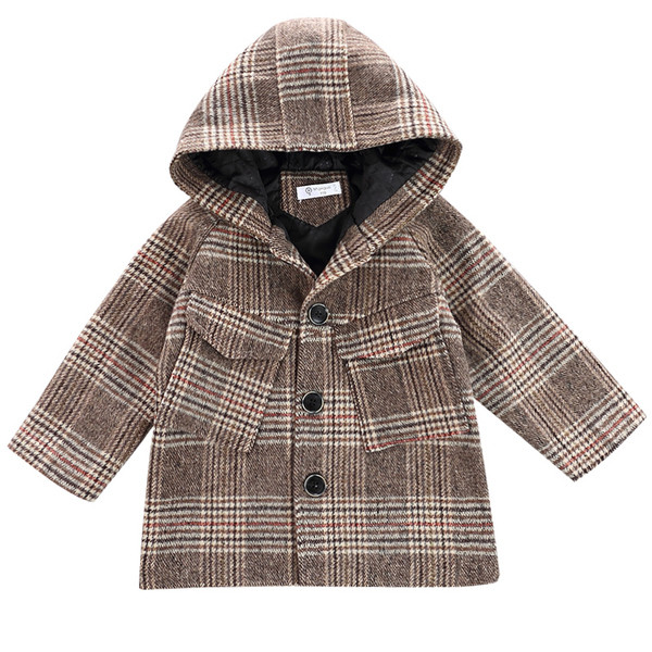 Kapuutsiga ruuduline lastemantel - poistele