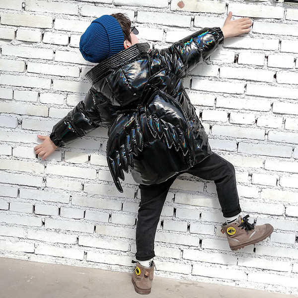 Novi model dječje jakne za dječake sa kapuljačom i 3D elementima