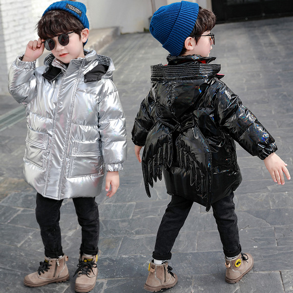 Novi model dječje jakne za dječake sa kapuljačom i 3D elementima