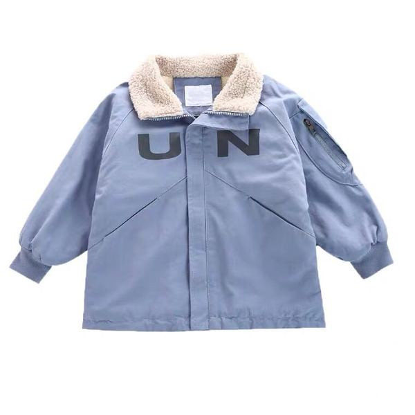 Poistele sobiv sooja voodri ja lukuga laste vabaaja jope