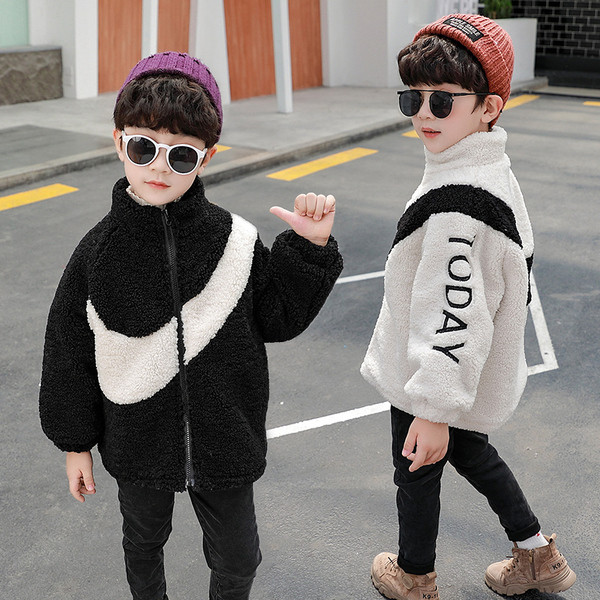 Igapäevane lukuga ja kõrge kraega laste sulejope poistele