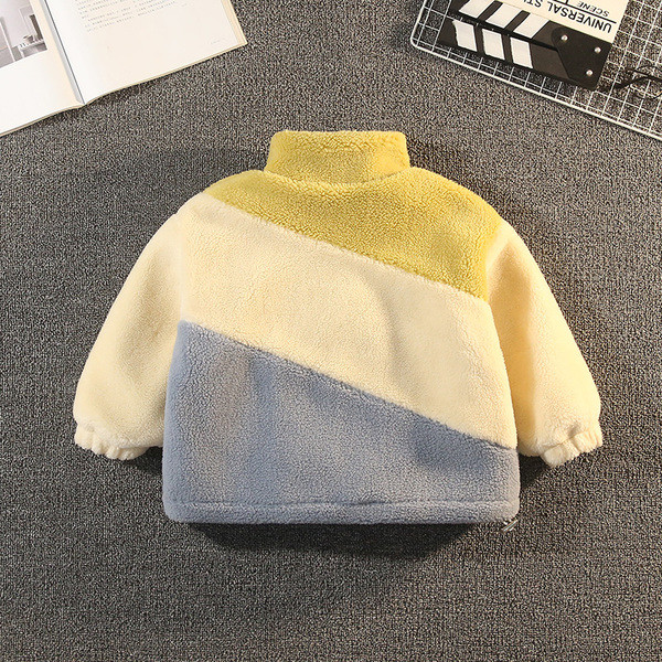 Igapäevane lukuga laste sulejope poistele