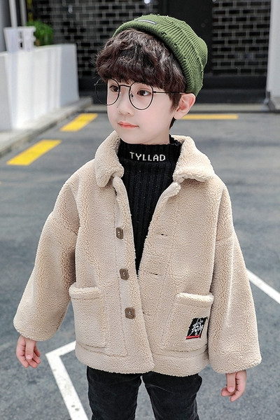 Laste vabaaja nööpide ja taskutega sulejope