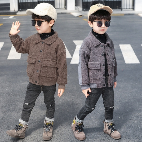 Dječja ležerna jakna s gumbima i džepovima za dječake