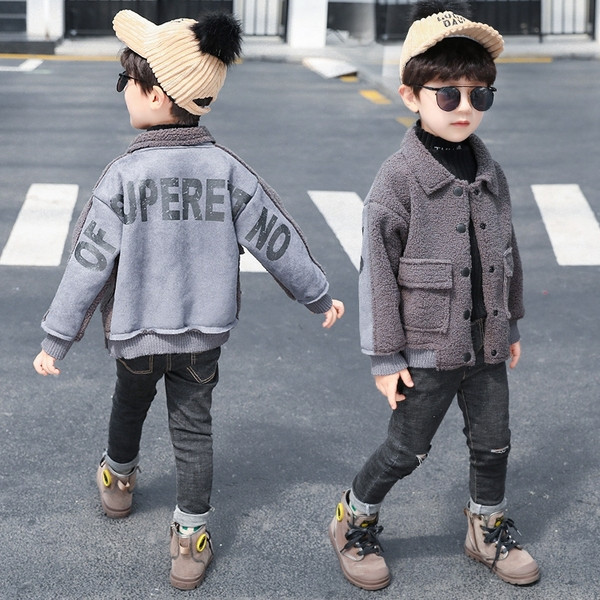 Dječja ležerna jakna s gumbima i džepovima za dječake