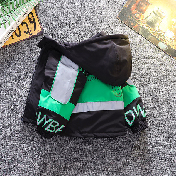 Καθημερινό παιδικό μπουφάν με κουκούλα και τσέπες για αγόρια