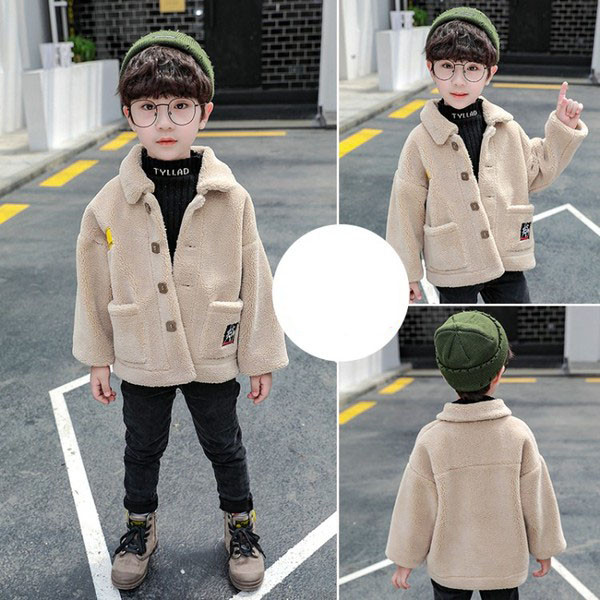 Dječja jakna s gumbima za dječake