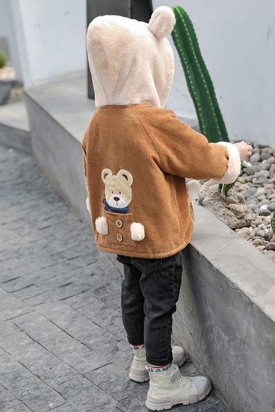 Καθημερινό παιδικό μπουφάν για αγόρια με κουκούλα και τρισδιάστατη απλικέ