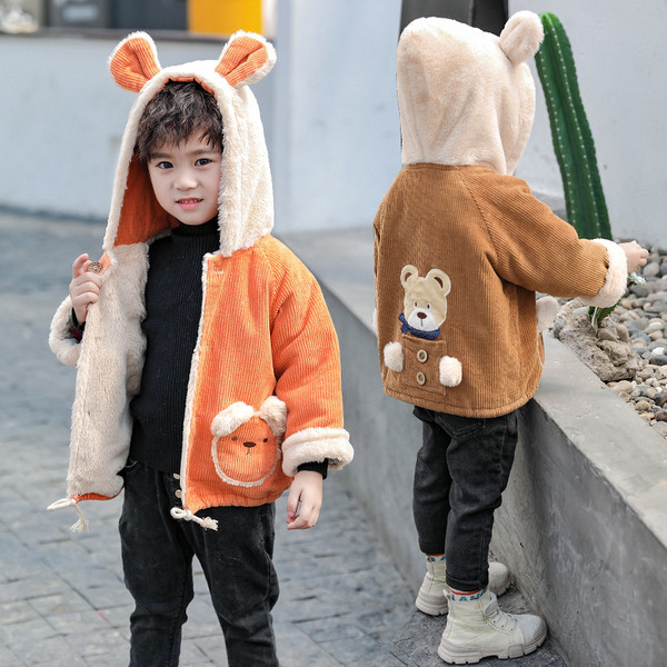 Καθημερινό παιδικό μπουφάν για αγόρια με κουκούλα και τρισδιάστατη απλικέ