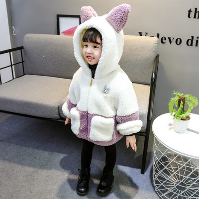 Παιδικό παλτό με τρισδιάστατο στοιχείο