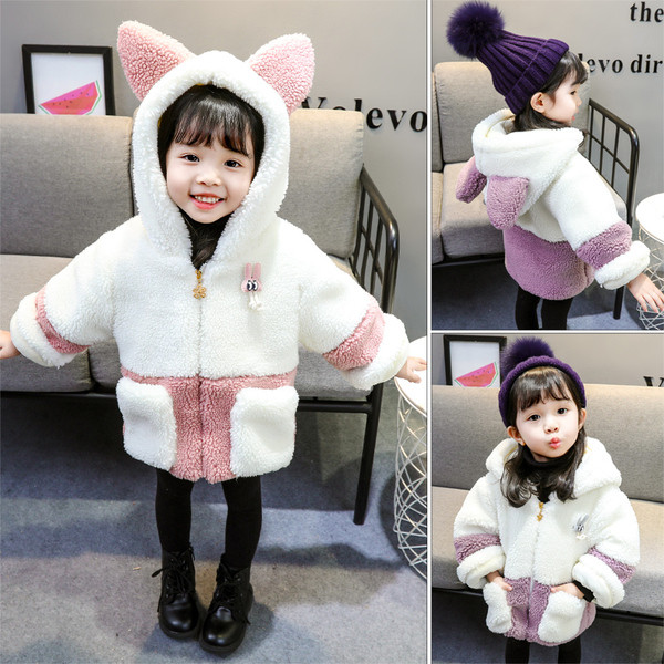 Παιδικό παλτό με τρισδιάστατο στοιχείο