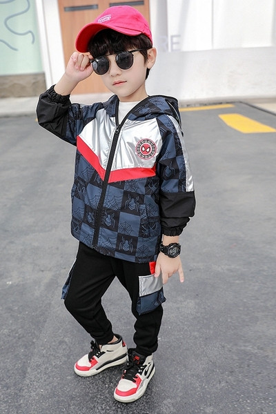 Παιδικό καθημερινό μπουφάν με φερμουάρ και κουκούλα - κατάλληλο για αγόρια