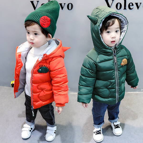 Talvine laste jope kapuutsil 3D elemendiga - poistele