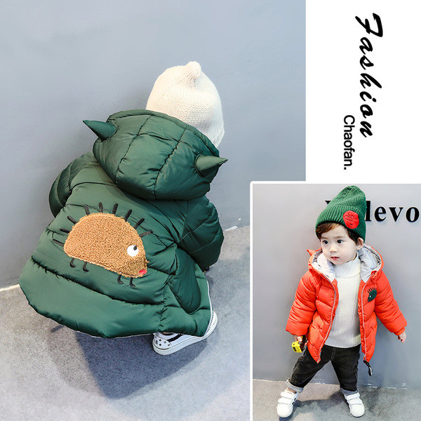 Talvine laste jope kapuutsil 3D elemendiga - poistele