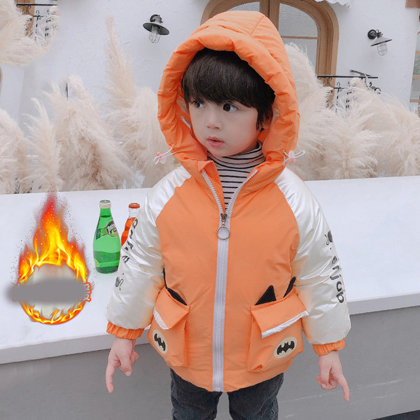 Kapuutsiga laste sügistalvine jope - poistele