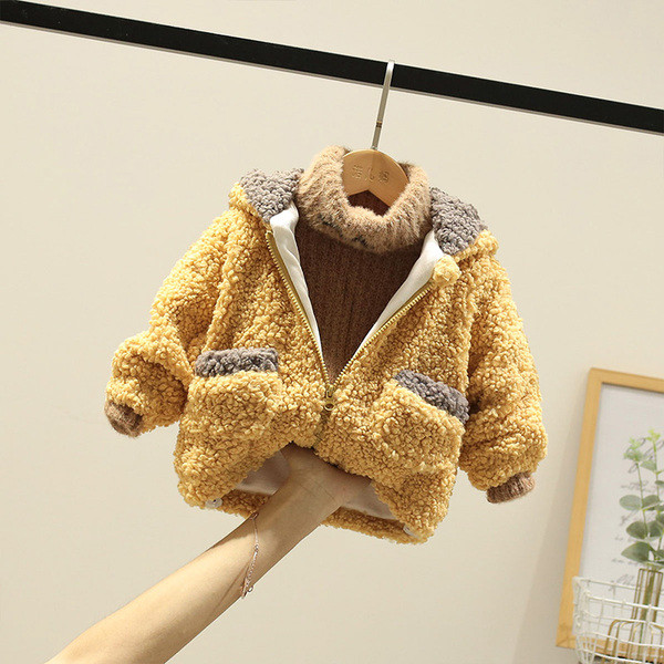 Kapuutsi ja lukuga sulejope poistele ja tüdrukutele