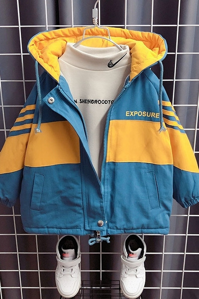 Καθημερινό παιδικό μπουφάν με κουκούλα για αγόρια