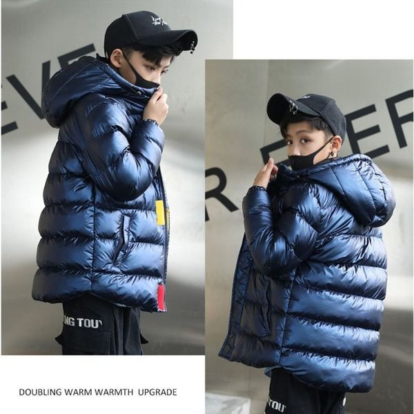 Παιδικό μπουφάν με φερμουάρ και τσέπες κατάλληλο για αγόρια