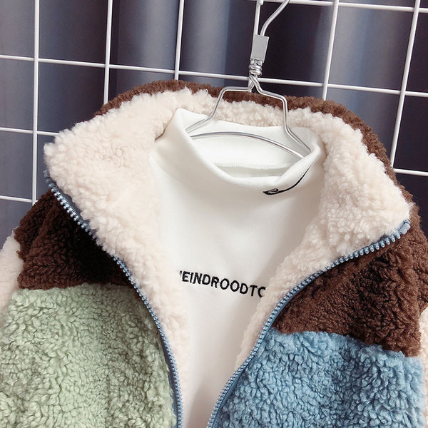 Παιδικό μπουφάν με φερμουάρ για αγόρια