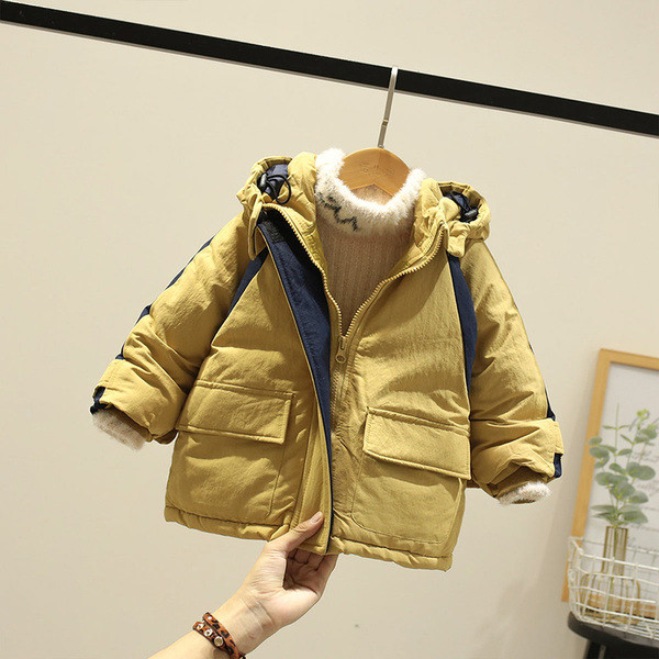 Παιδικό μπουφάν για αγόρια με κουκούλα και τσέπες