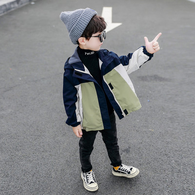 Παιδικό χειμερινό μπουφάν για αγόρια με κουκούλα και μαλακή επένδιση