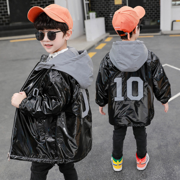 Laste vabaaja sügisjope poistele luku ja kapuutsiga