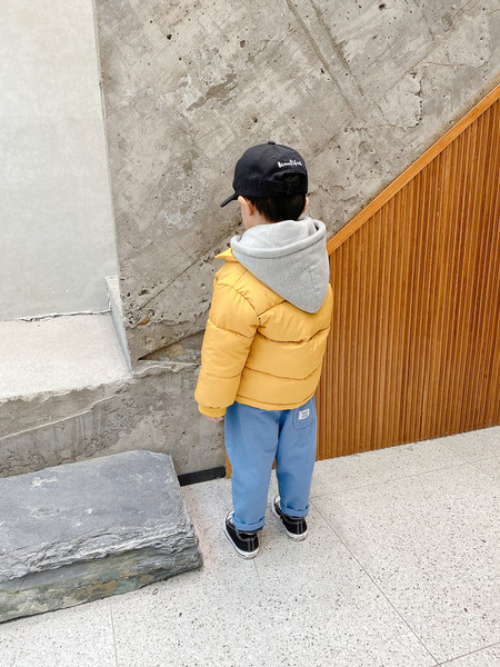 Παιδικό μπουφάν για αγόρια και κορίτσια με φερμουάρ και γιακά