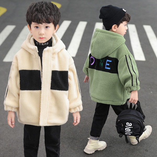 Παιδικό μπουφάν με κουκούλα και επιγραφή για αγόρια σε τρία χρώματα