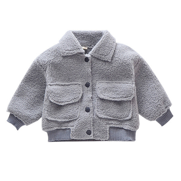 Taskute ja nööpidega sulejope poistele