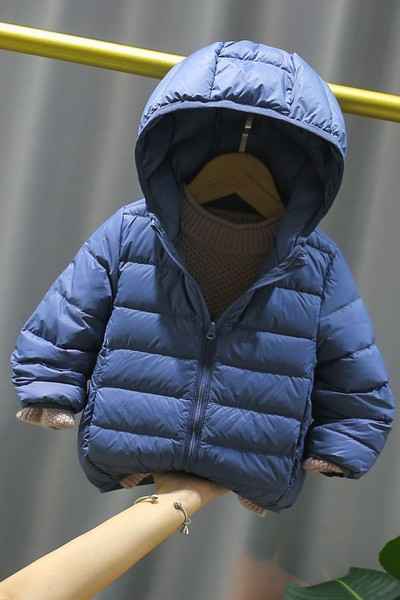 Kapuutsi ja lukuga laste jope poistele ja tüdrukutele