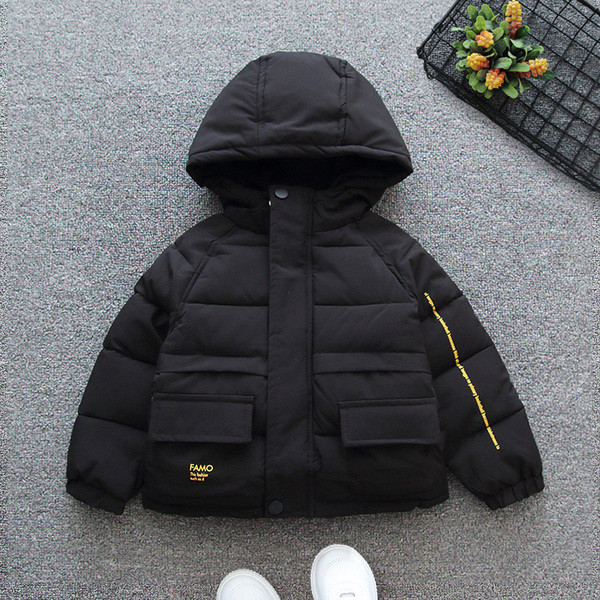 Lastele kirjade ja kapuutsiga vabaaja jope poistele