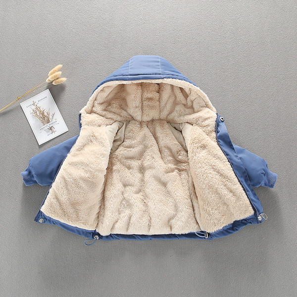 Παιδικό μπουφάν για αγόρια με μαλακή επένδυση και απλικέ