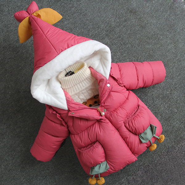 Moodne laste jakk tüdrukutele 3D-elemendiga