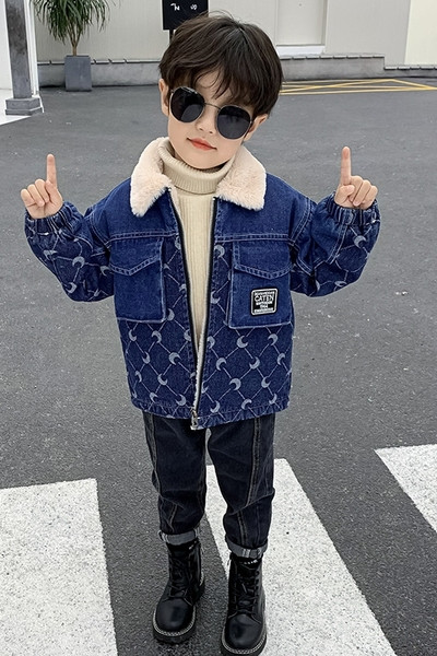 Ležerna dječja traper jakna s donjim ovratnikom za dječake