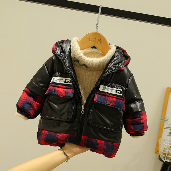 Παιδικό μπουφάν για αγόρια με κουκούλα και καρό στοιχεία