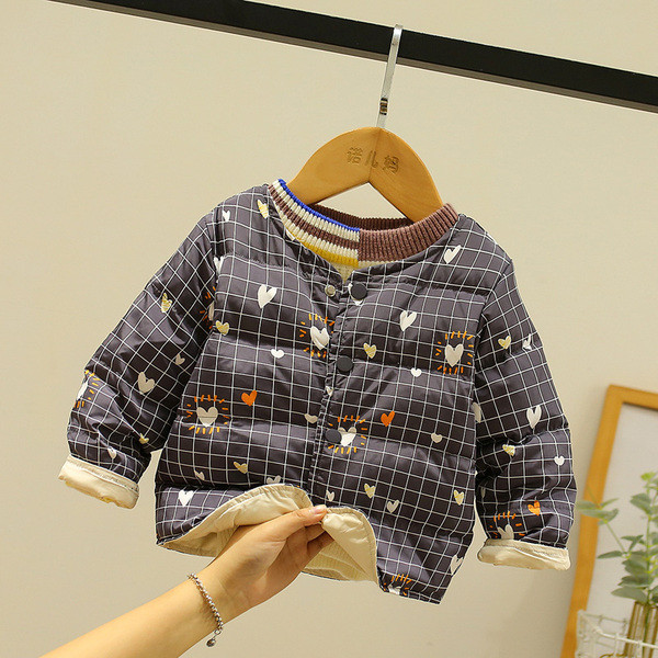 Geaca de copii pentru fete si baieti cu nasturi si inimioare