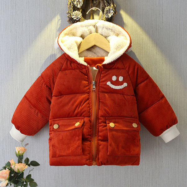 Päevane tikandi ja kapuutsiga laste jope poistele