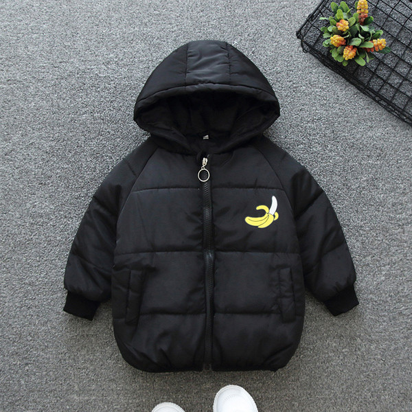 Kapuutsiga ja aplikatsiooniga laste jope poistele