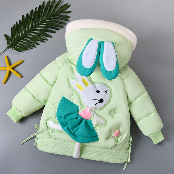 3D-elemendi ja sulekapuutsiga laste talvejope - tüdrukutele ja poistele