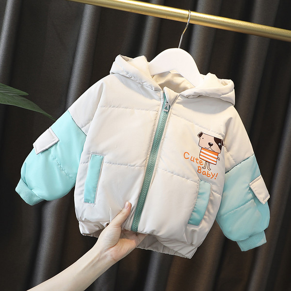 Kapuutsiga ja aplikatsiooniga laste jope poistele ja tüdrukutele