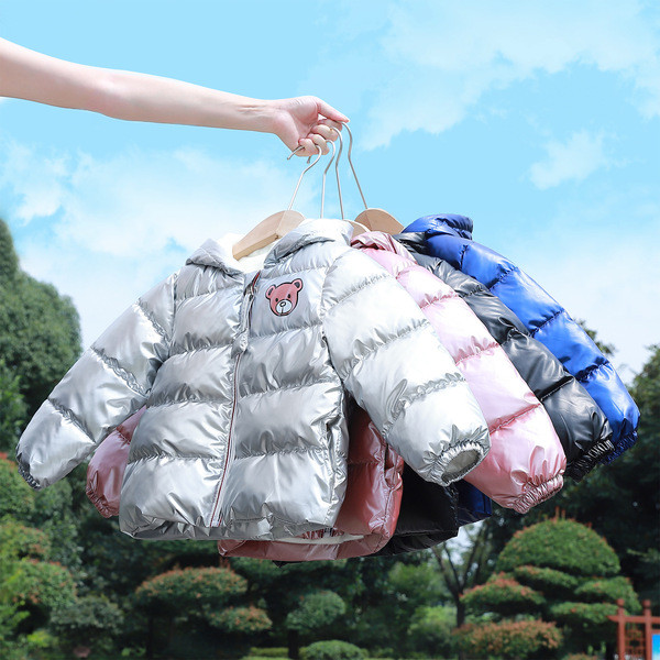 Παιδικό μπουφάν με απλικέ και κουκούλα - για αγόρια και κορίτσια