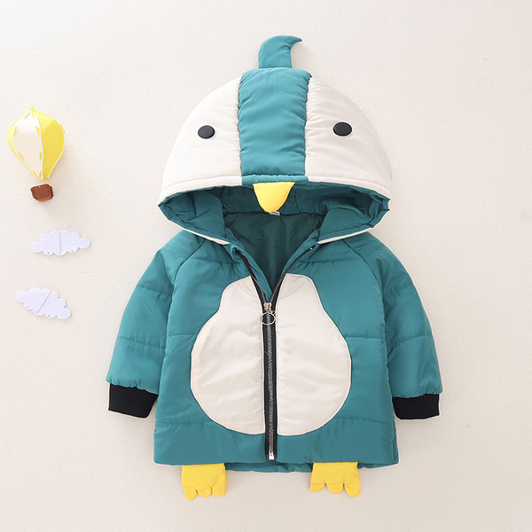 Laste jope kapuutsil 3D elemendiga ja lukuga