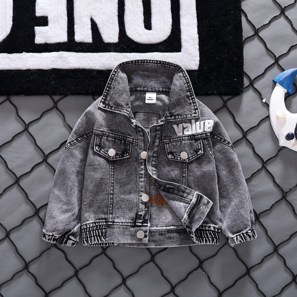 Moderna dječja traper jakna s vezom za dječake