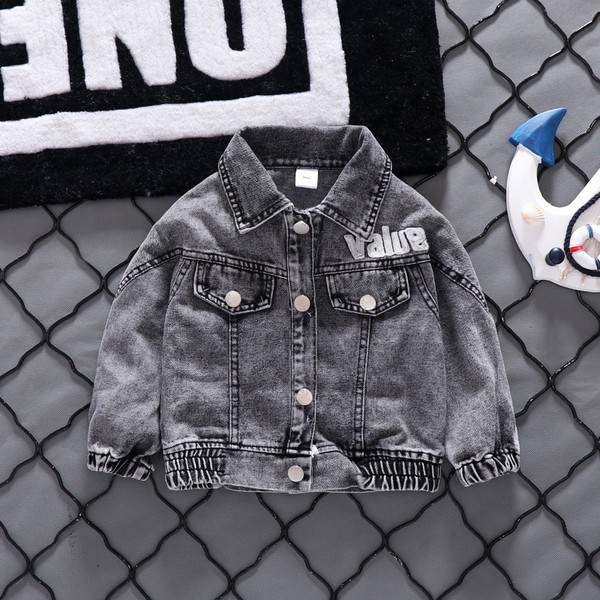 Moderna dječja traper jakna s vezom za dječake